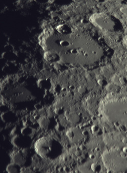 moon04-29-1.jpg